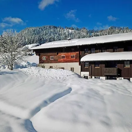 Sachrang: Ferien-wohnung Am Mit Bergblick * Захранг